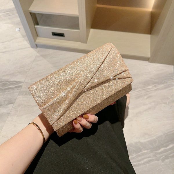 Gold Fashion Envelope Clutch | Glamorous Evening Essential for Every Outfit | Perfect for Adding a Touch of Luxury to Your Look | Stay Chic for Special Occasions - CHIQUE TRENDS Online