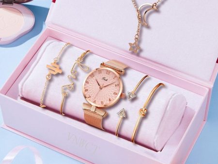 Women s Watch with Accessories Fashion